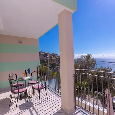 Serena 2 Amazing Sea View - Happy * ألاسيو